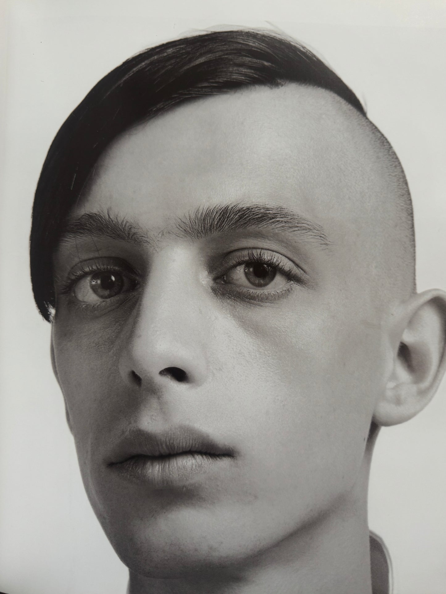 HEADS (2000)