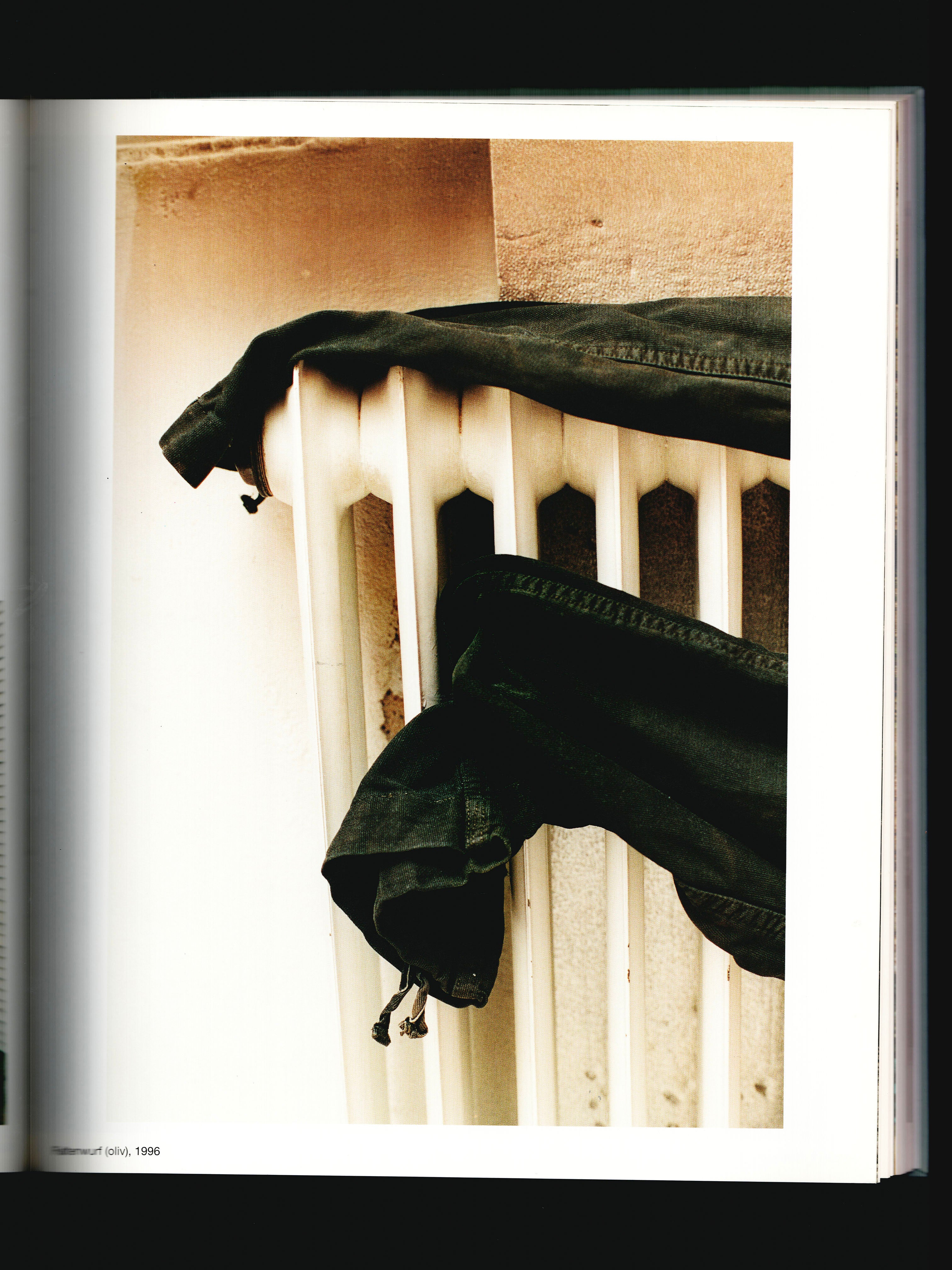 WOLFGANG TILLMANS - BURG (1998) – RECORD 28 BOOKS