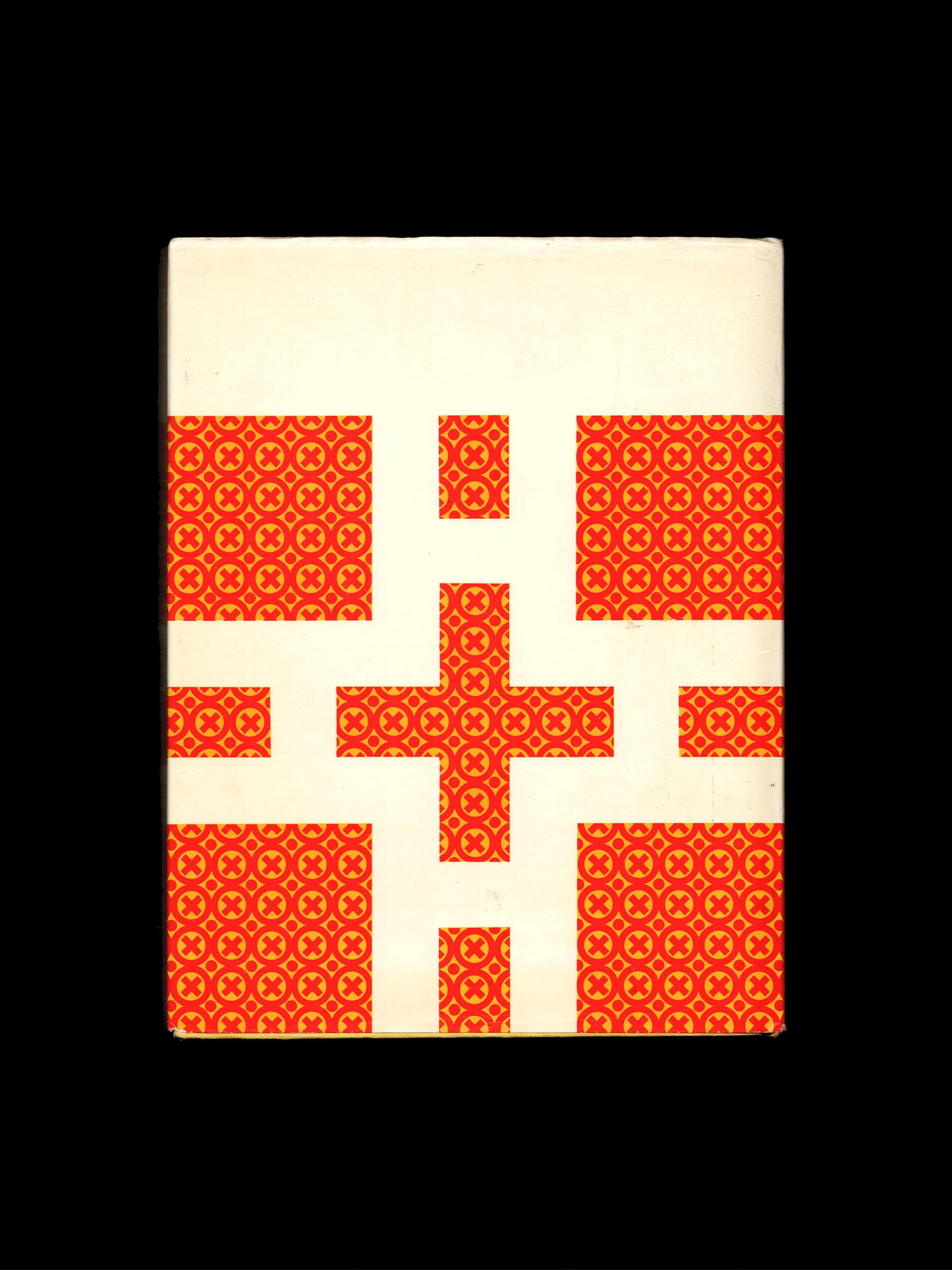 DAVID HICKS ON DECORATION WITH FABRICS (1971)