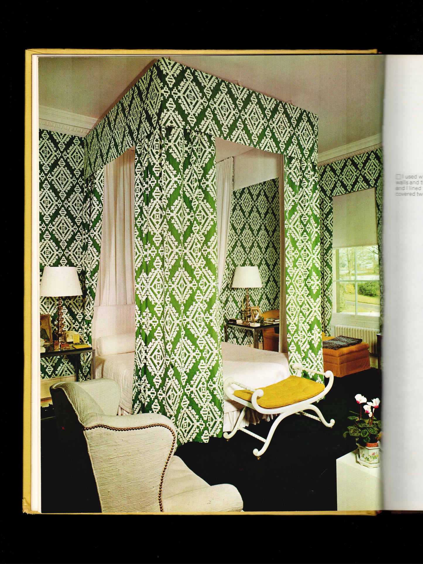 DAVID HICKS ON DECORATION WITH FABRICS (1971)