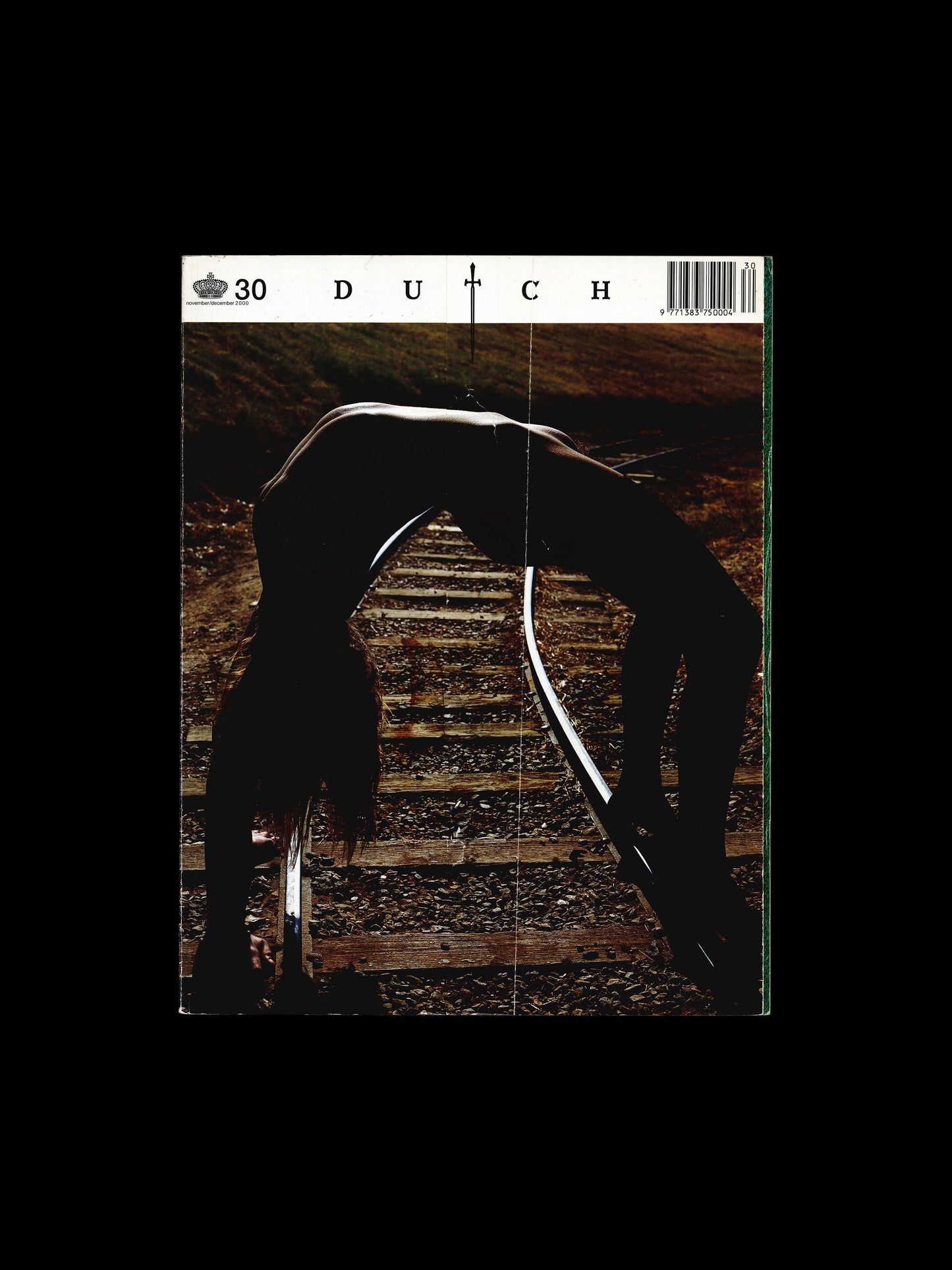 30 NOVEMBER/DECEMBER (2000)