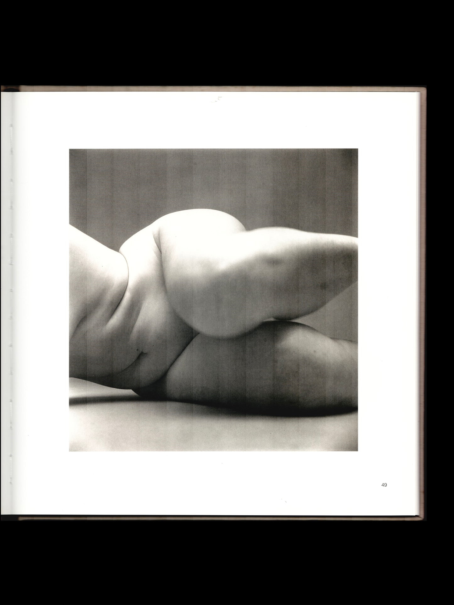 EARTHLY BODIES: IRVING PENN'S NUDES 1949-50 (2002)