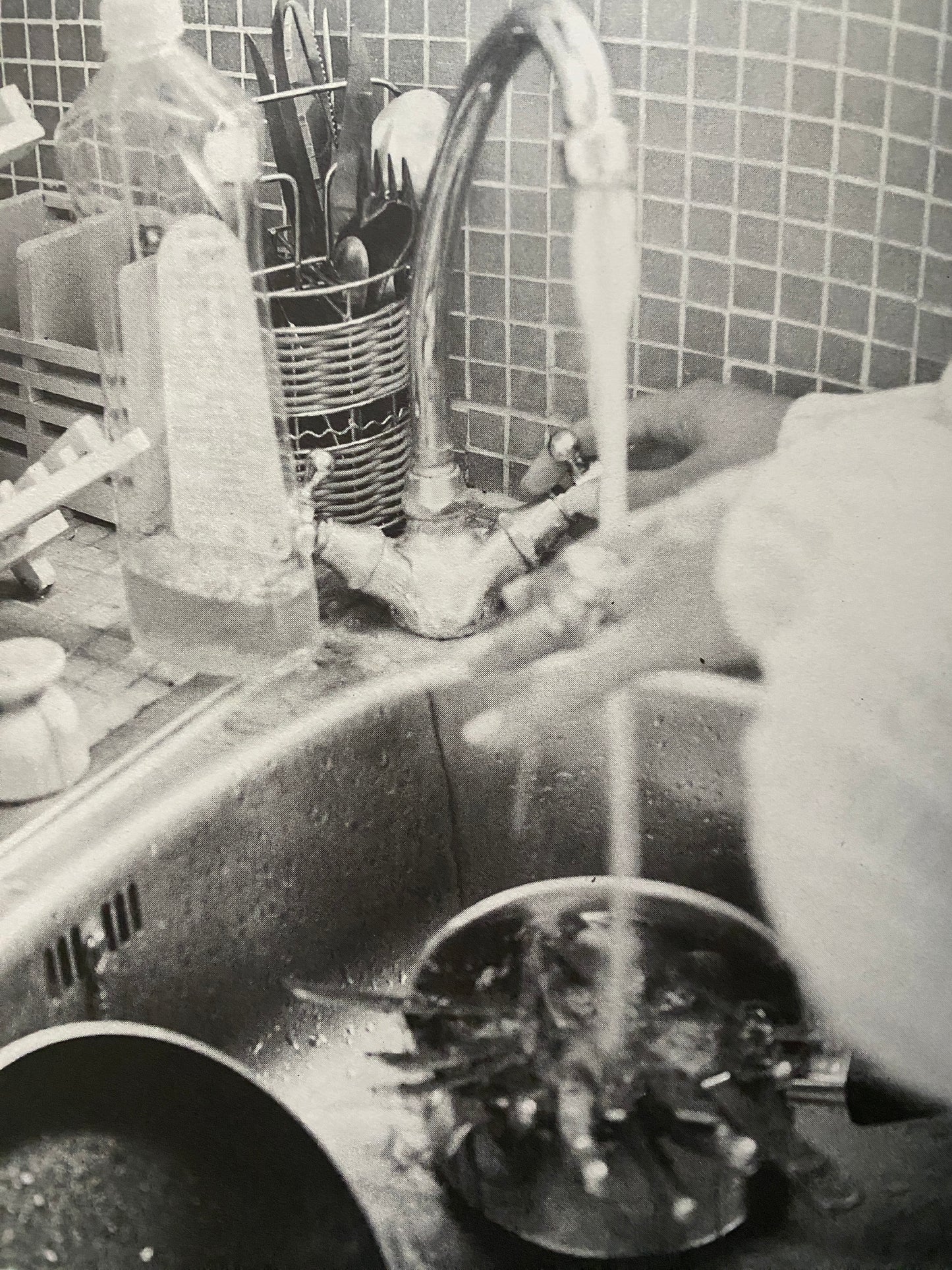 PURPLE NUMBER 16 / FALL WINTER (2003)