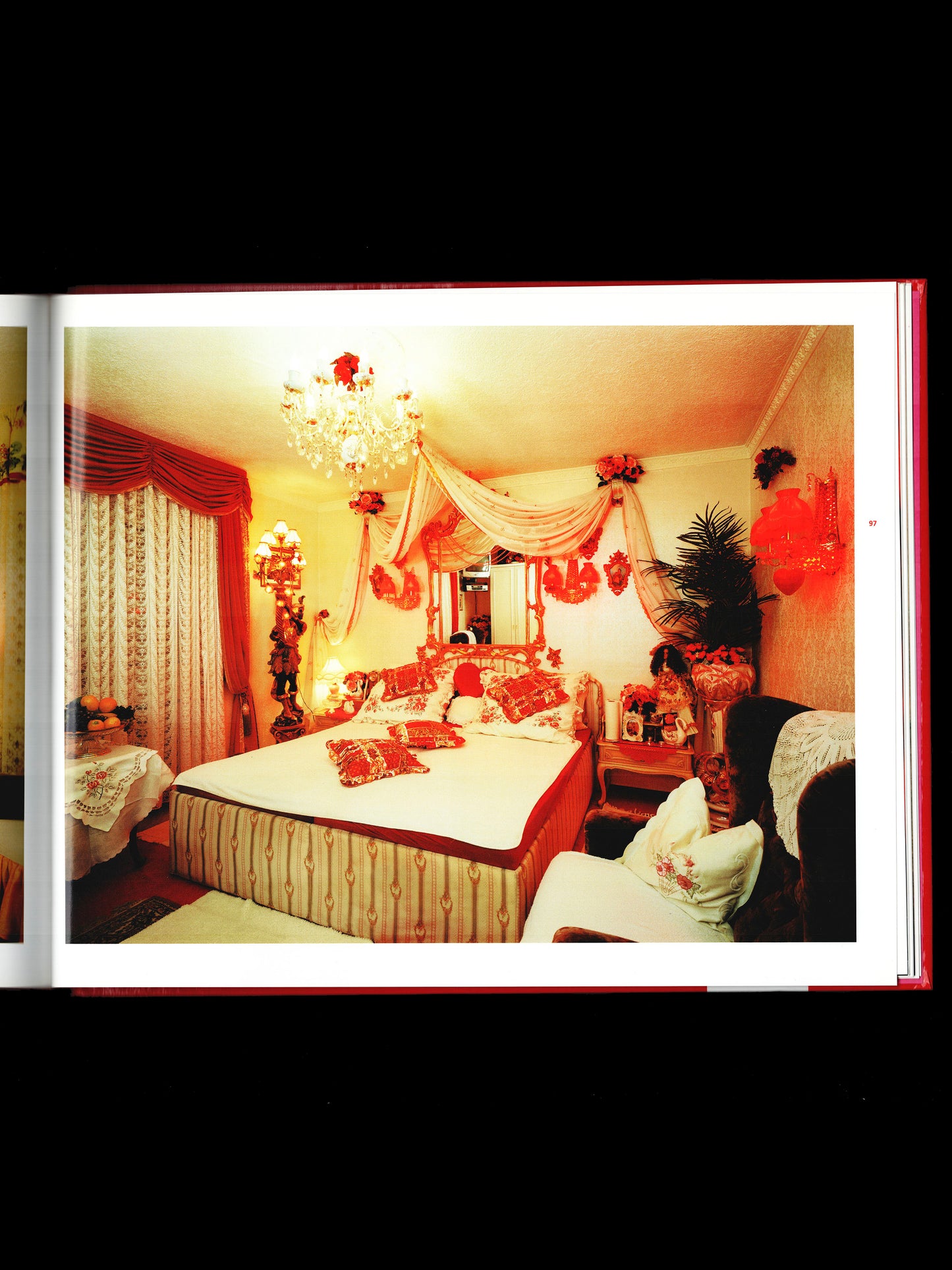 FRAUENZIMMER: BROTHELS IN GERMANY (2004)