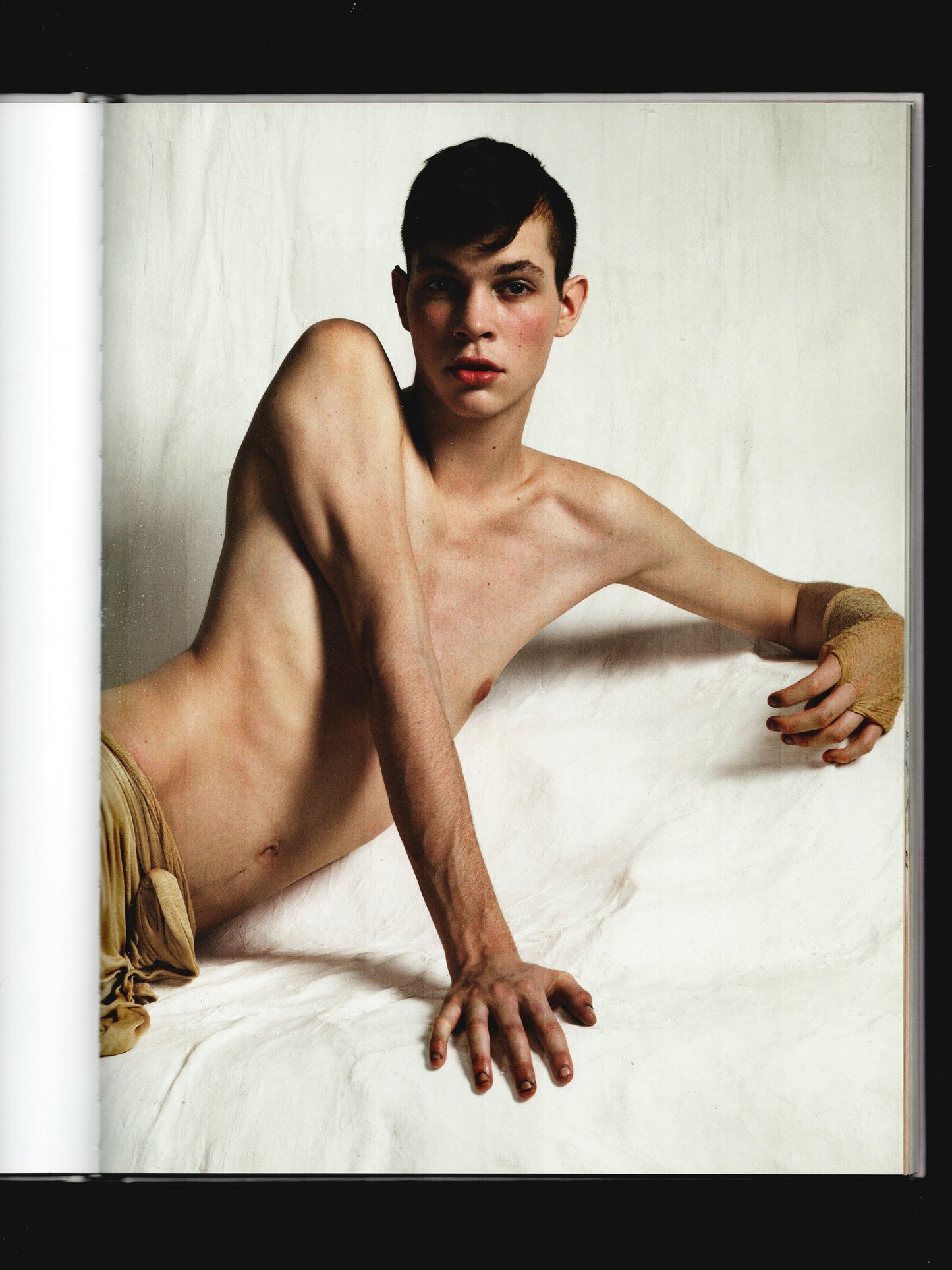 GENDER STUDIES (2014)