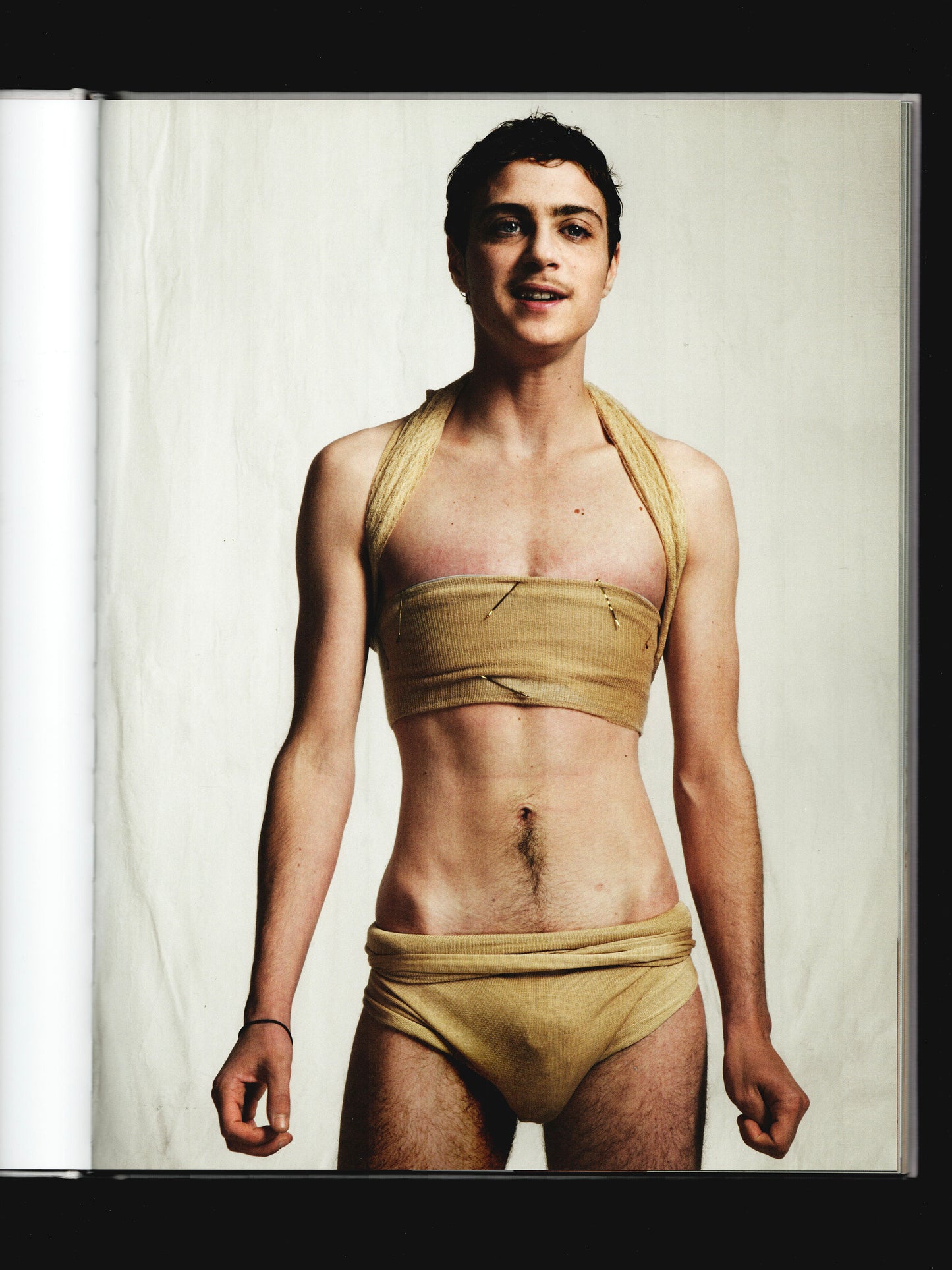 GENDER STUDIES (2014)