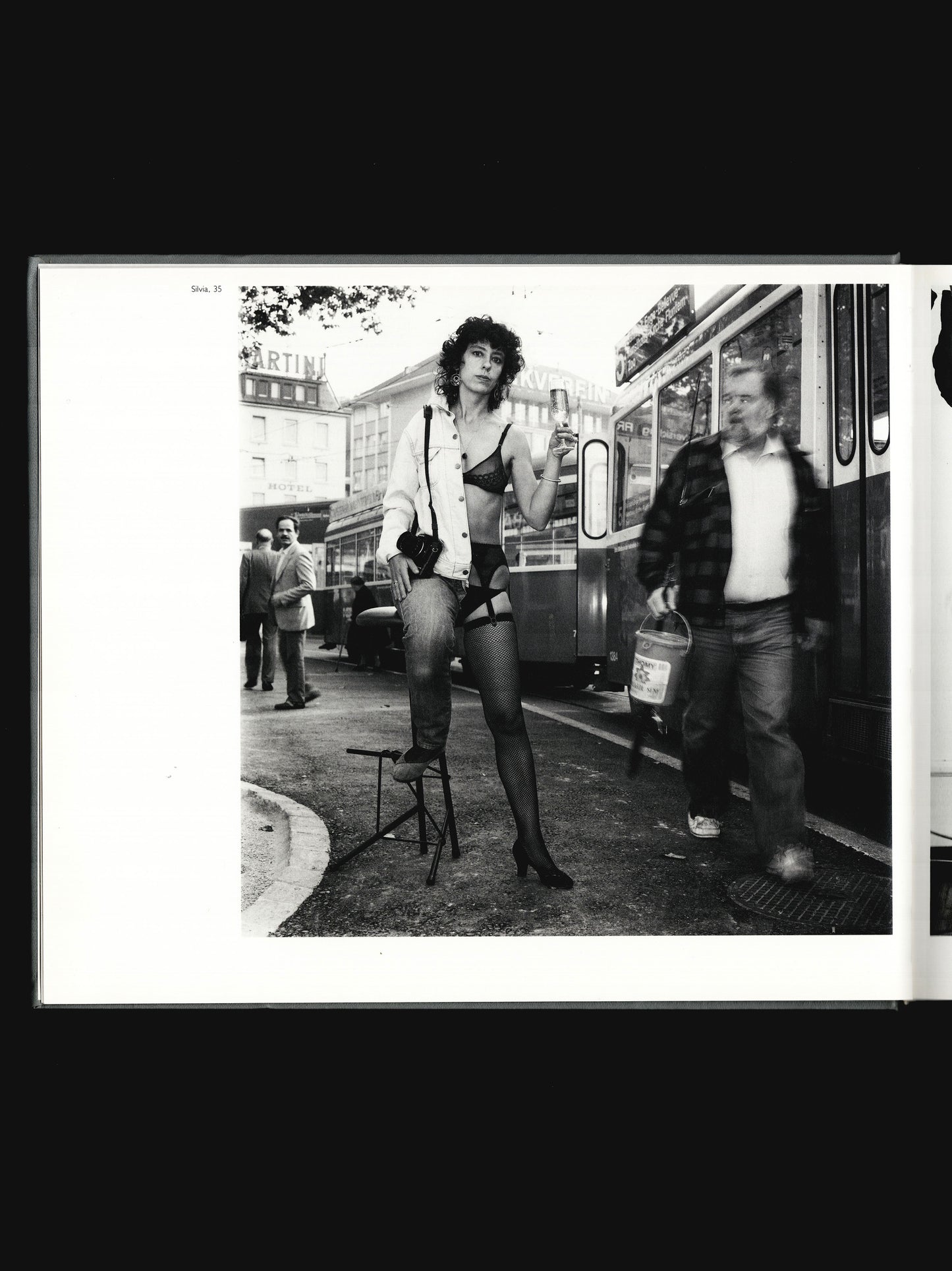 IDENTITY (1987)