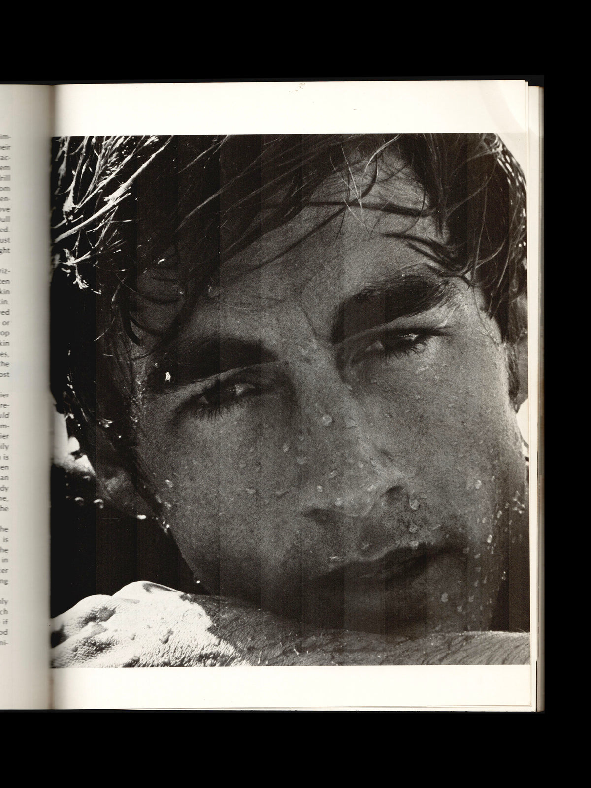 LOOKING GOOD: A GUIDE FOR MEN BY CHARLES HIX (1977)