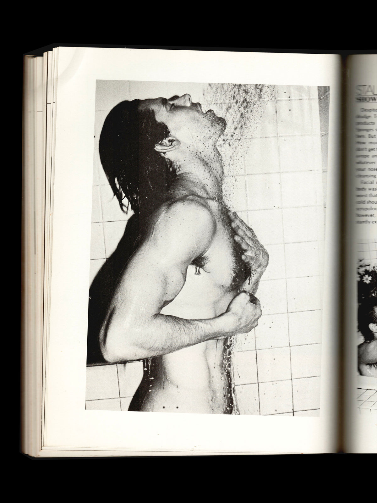 LOOKING GOOD: A GUIDE FOR MEN BY CHARLES HIX (1977)