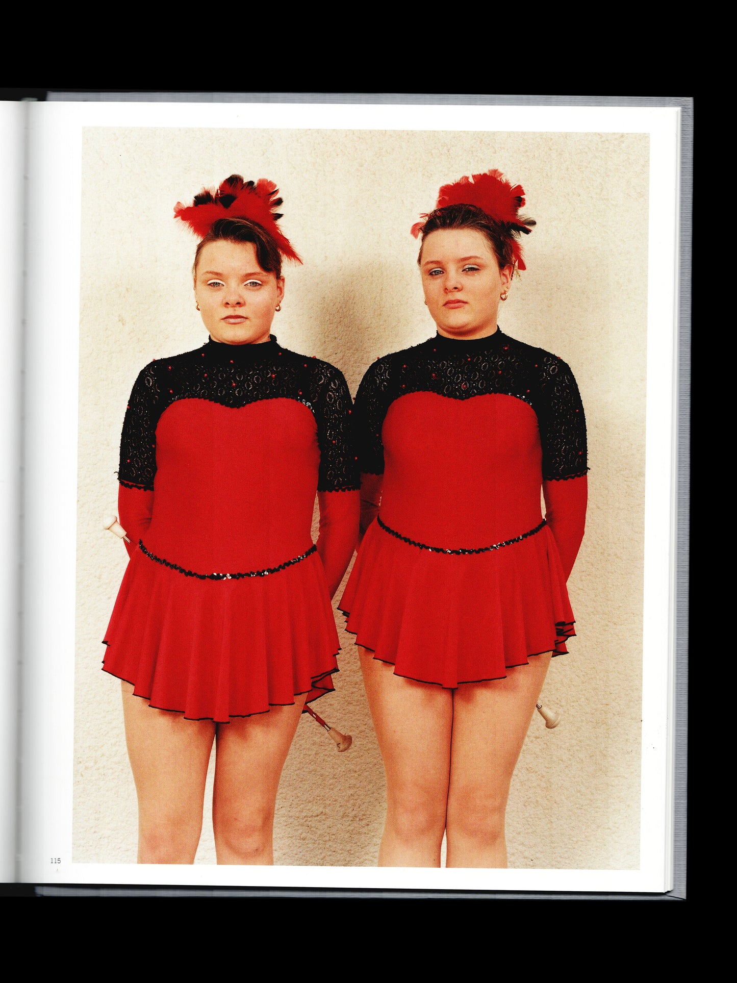 MAJORETTES (2002)