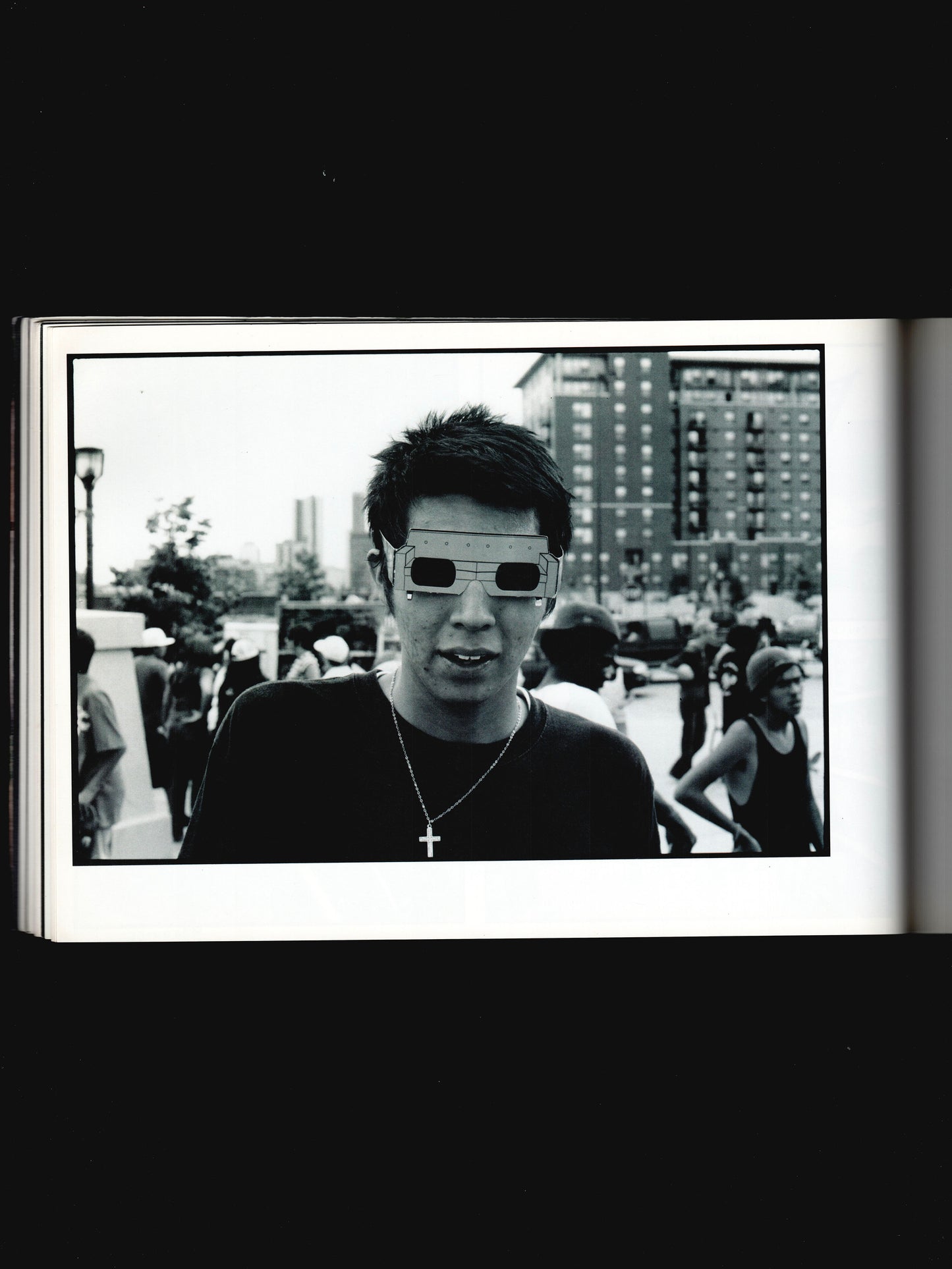 NOBODY LIVING CAN EVER MAKE ME TURN BACK (2007)