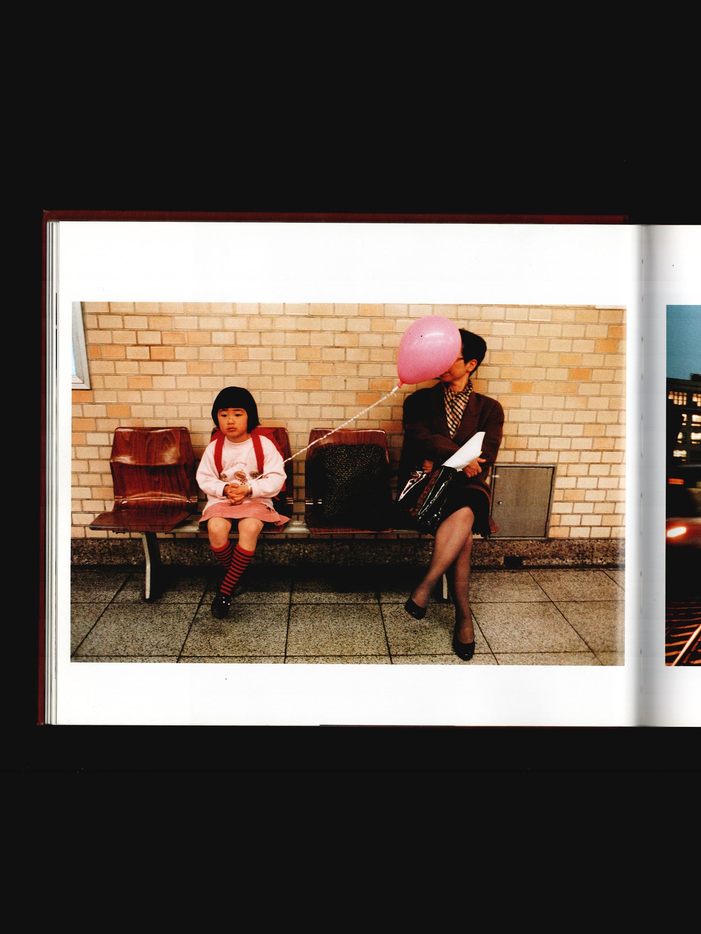 UNDERGROUND: TRAVELS ON THE GLOBAL METRO (1998)