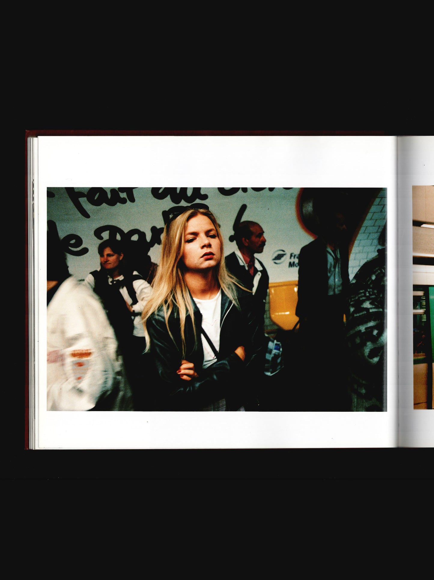 UNDERGROUND: TRAVELS ON THE GLOBAL METRO (1998)