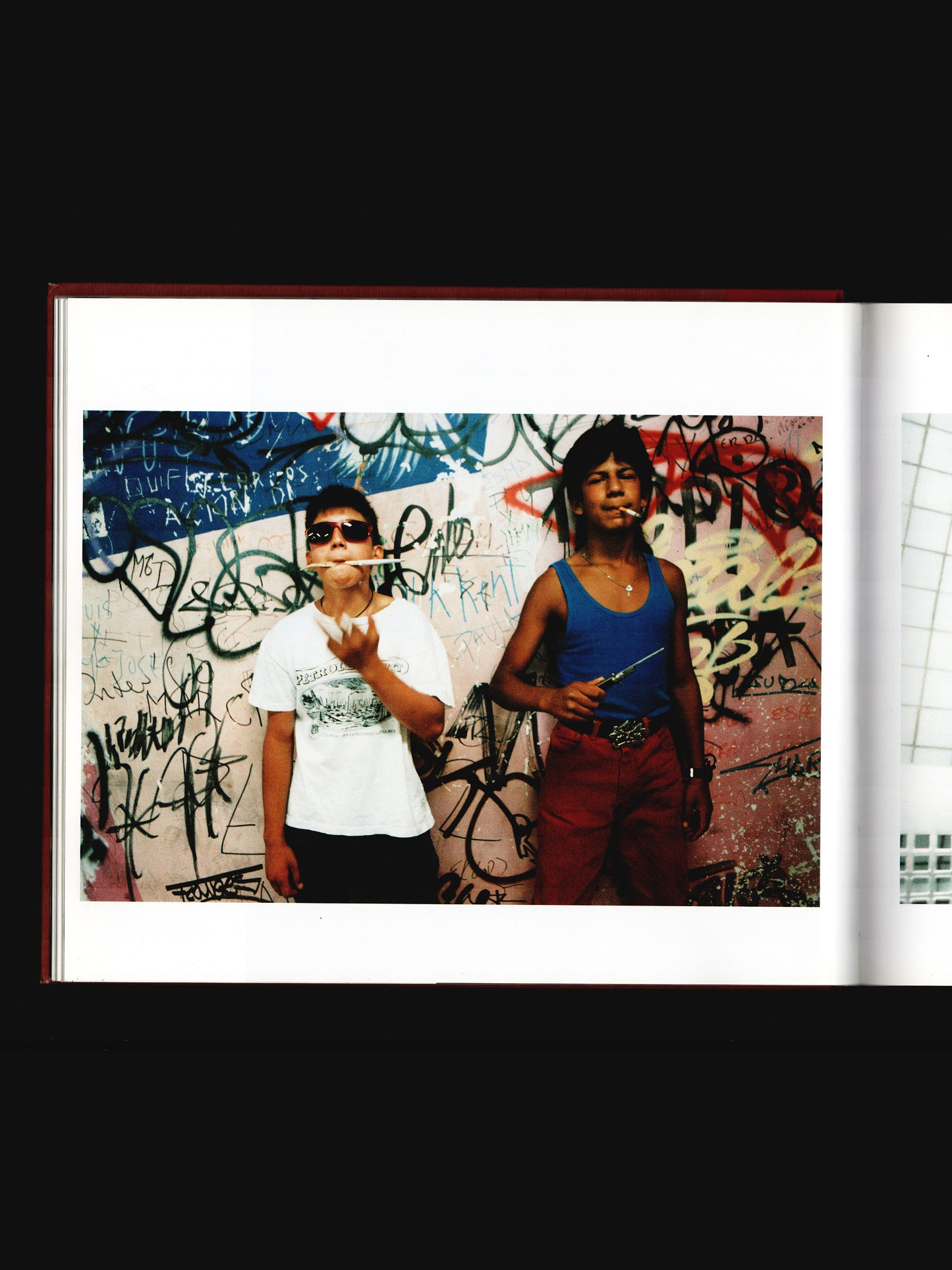 UNDERGROUND: TRAVELS ON THE GLOBAL METRO (1998)