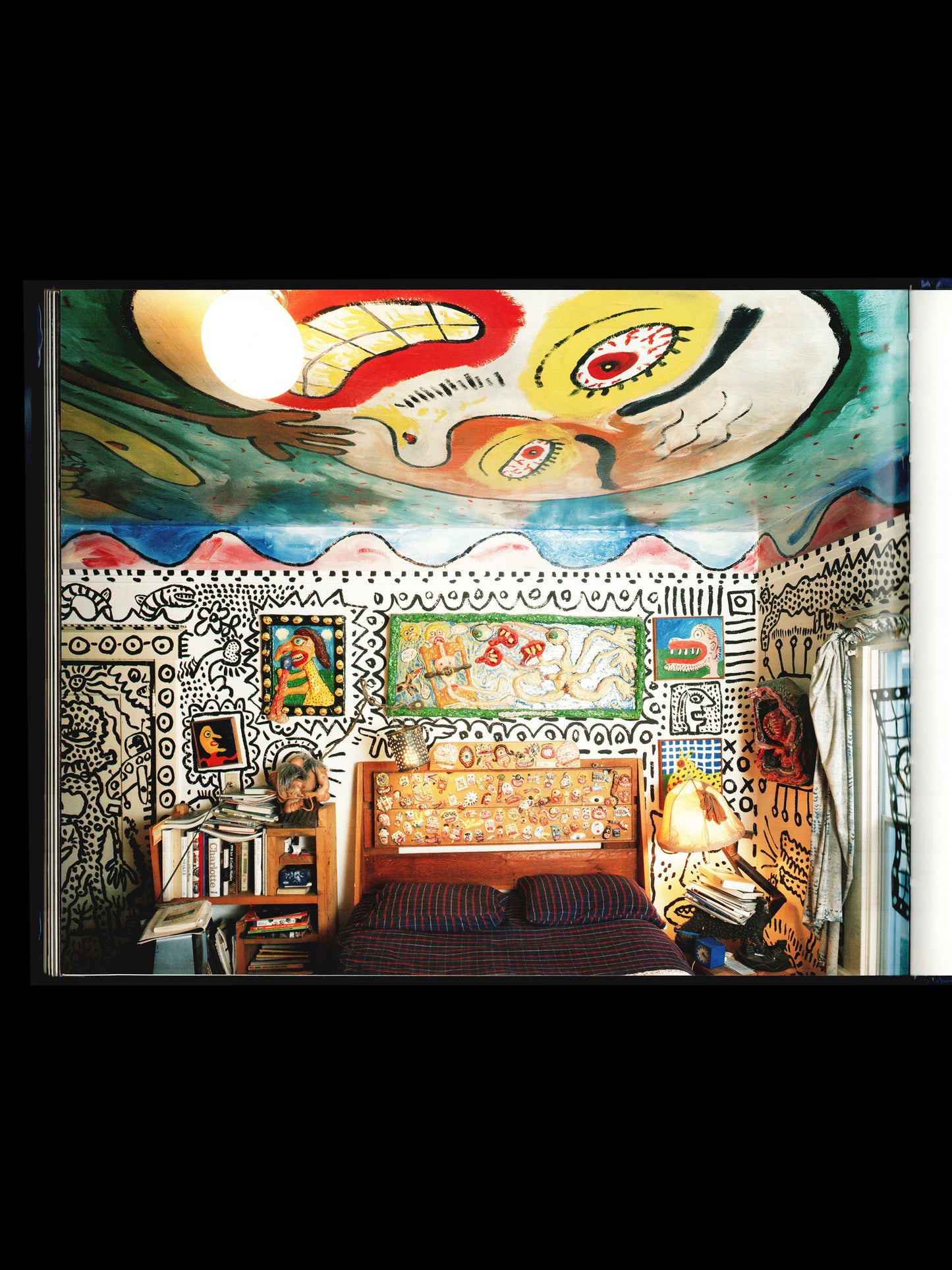 WEIRD ROOMS (1996)