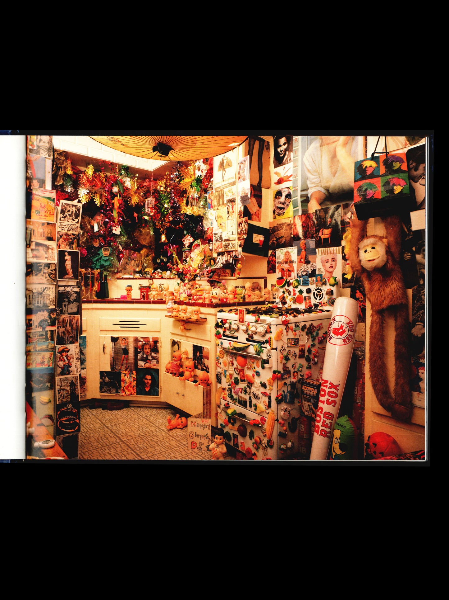 WEIRD ROOMS (1996)