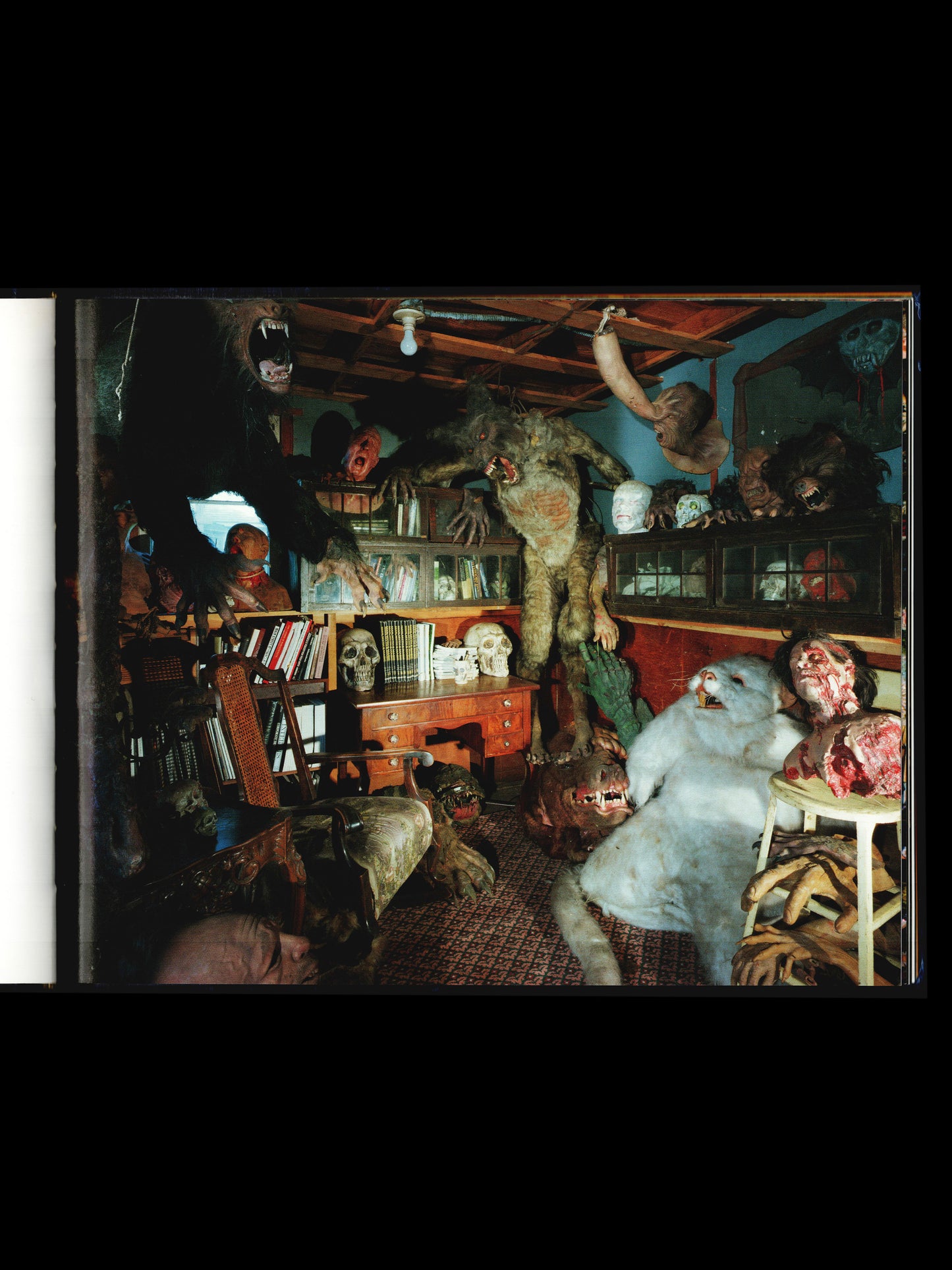 WEIRD ROOMS (1996)