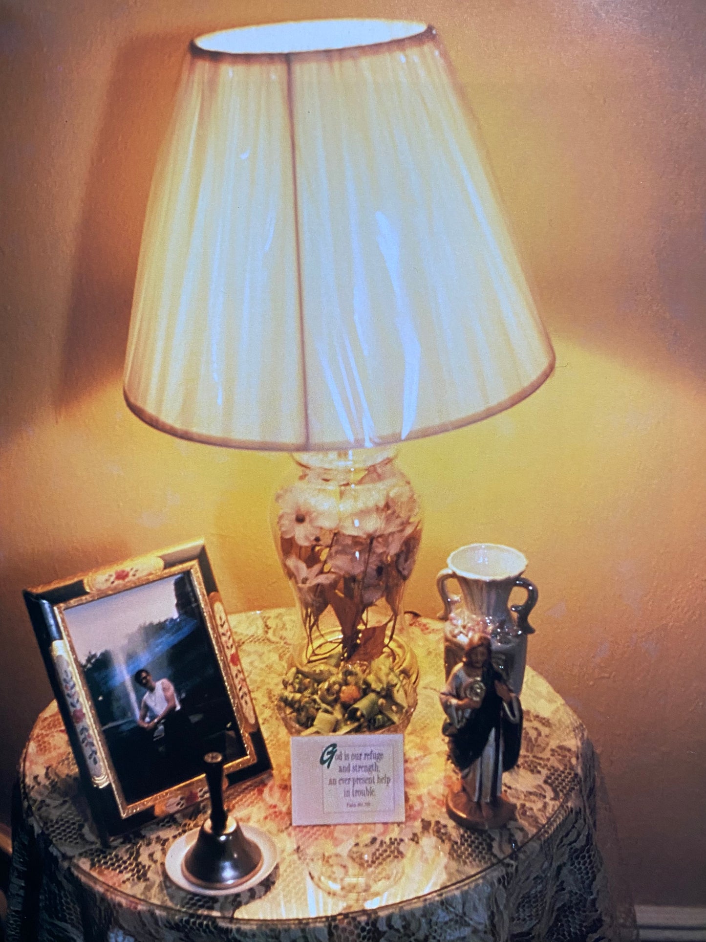 Hospice: A Photographic Enquiry (2000)