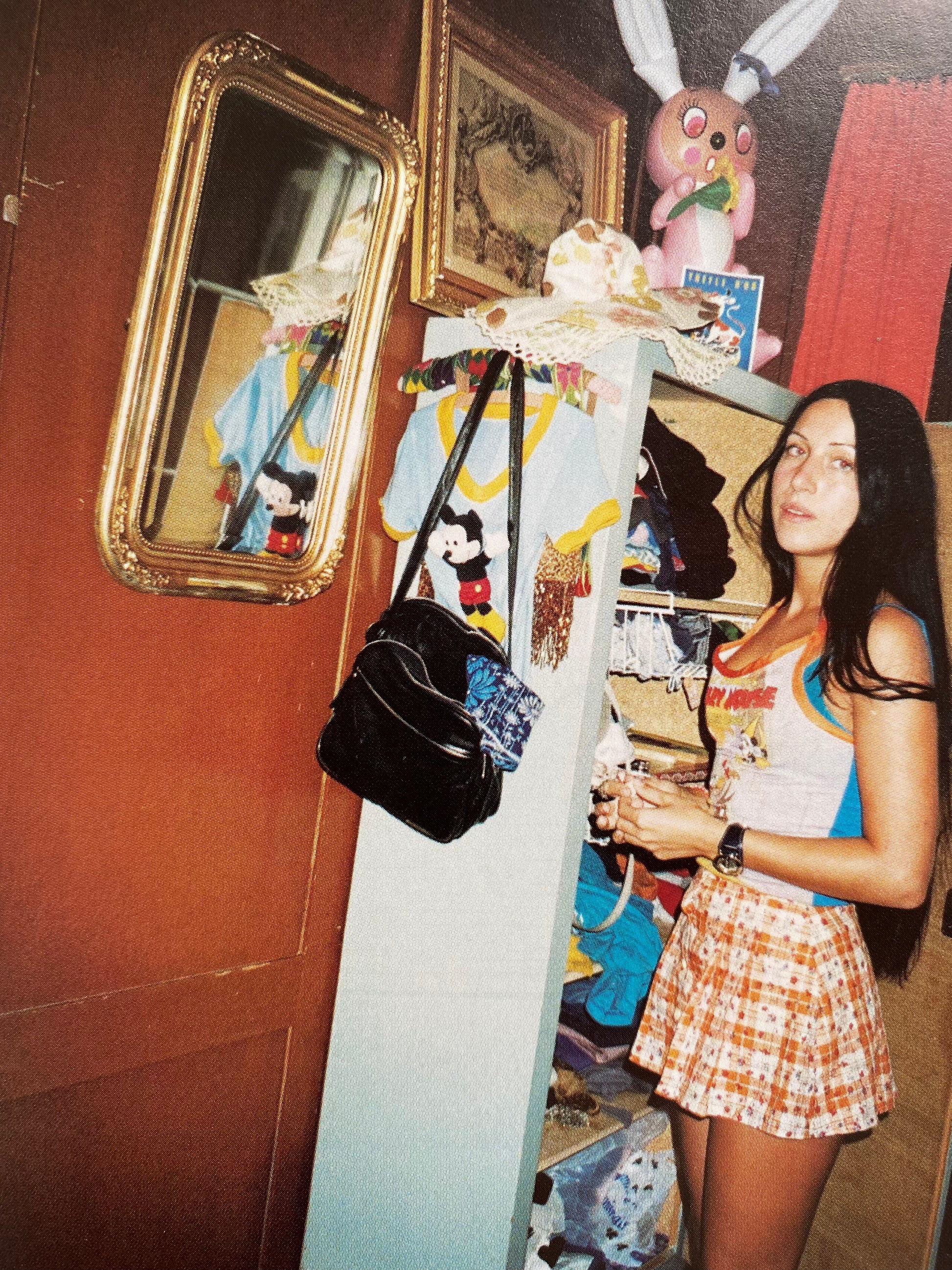 Shades of Time Annelies Strba アナリス・ストルバ Shades of Time Shades of Time Annelies Strba アナリス・ストルバ Shades of Time